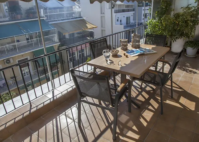 Exceptional Penthouse Close To Acropolis Museum By Ghh