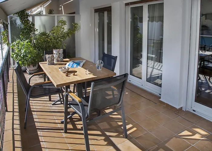 Exceptional Penthouse Close To Acropolis Museum By Ghh